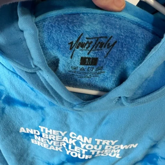 Yours Truly Clothing by Phora Broken Butterfly Evolution Tie Dye Hoodie M - Picture 7 of 11